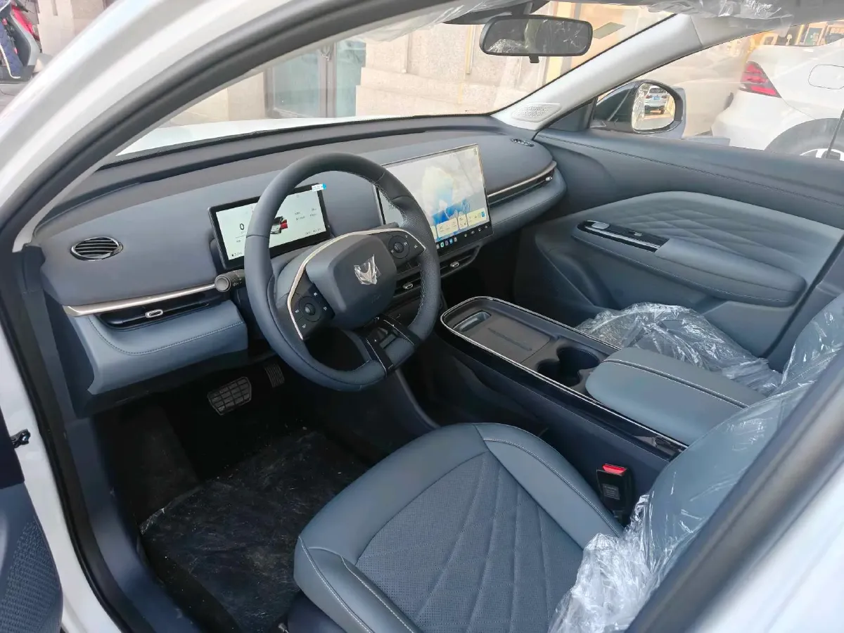 2025 ARCFOX T1 BEV,autocango,china used car exporter,china ev exporter,chinese used car exporter,chinese used ev exporter