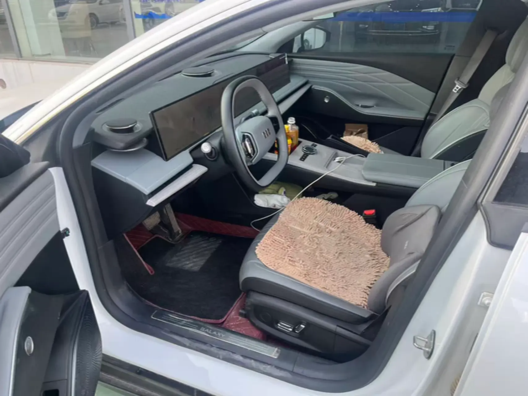 2024 GEELY GALAXY thumbnail 3