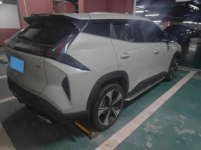 2023 GEELY AZKARRA thumbnail 2