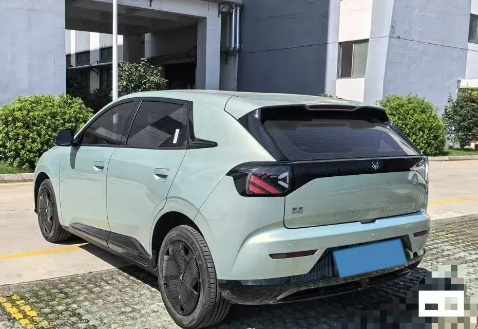 2025 ARCFOX T1 BEV,autocango,china used car exporter,china ev exporter,chinese used car exporter,chinese used ev exporter