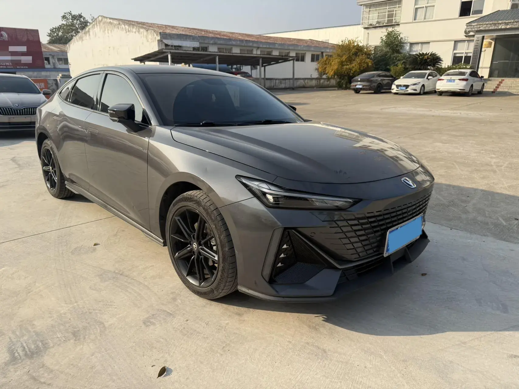 2023 CHANGAN UNI-V thumbnail 3