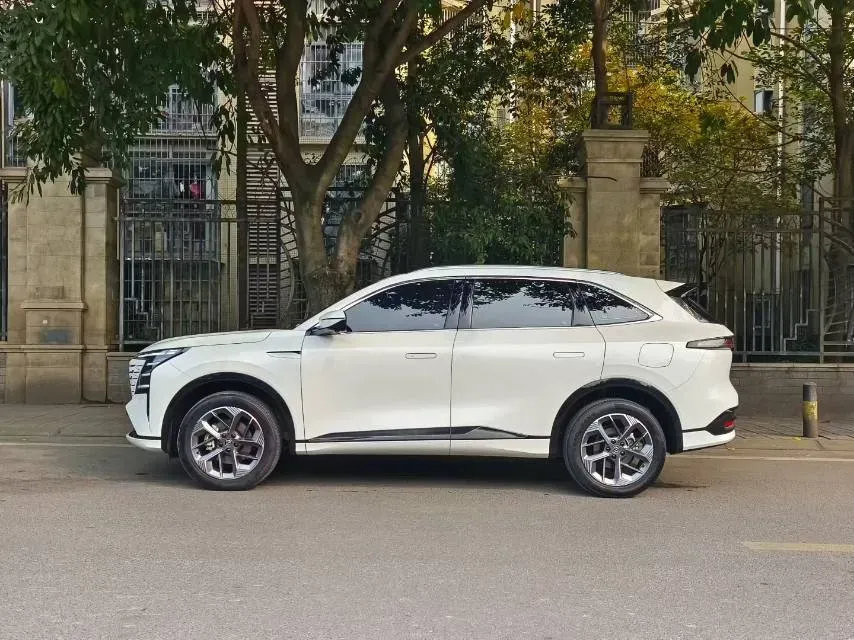 2025 ChangAn CS75 Plus 1.5T 192HP L4 8AT,autocango,china used car exporter,china ev exporter,chinese used car exporter,chinese used ev exporter