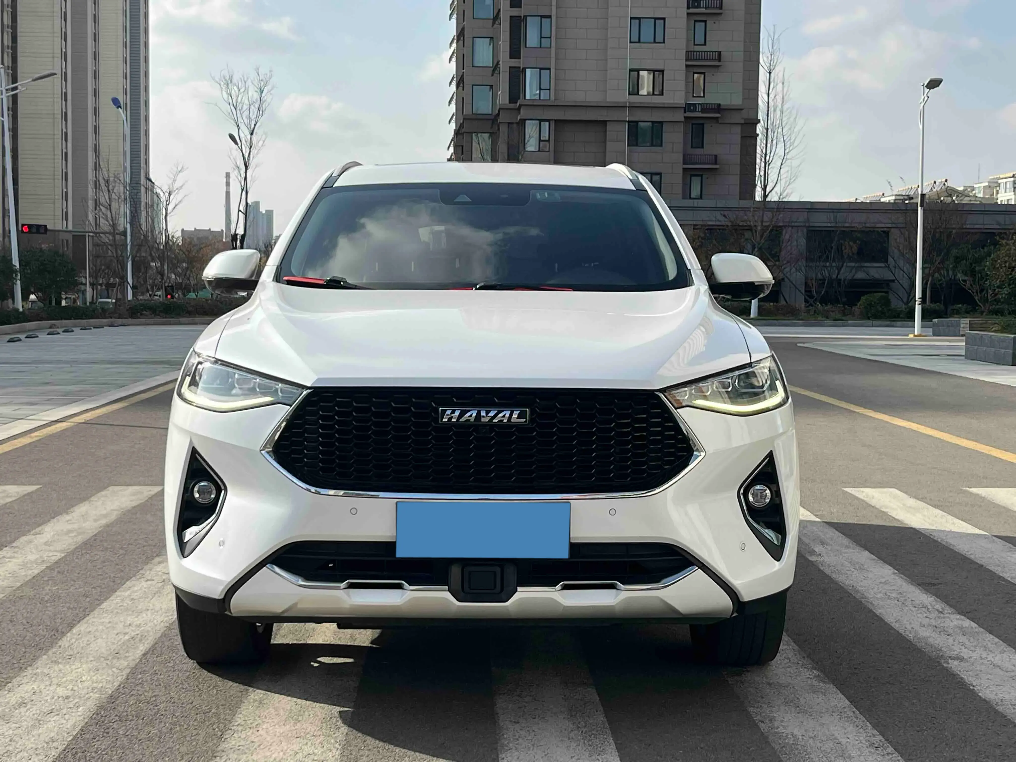 2019 HAVAL F7 thumbnail 2
