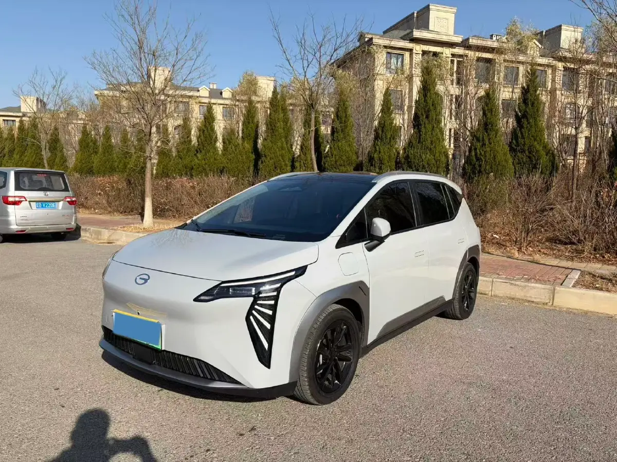 2023 Aion Y BEV 61.7KWH