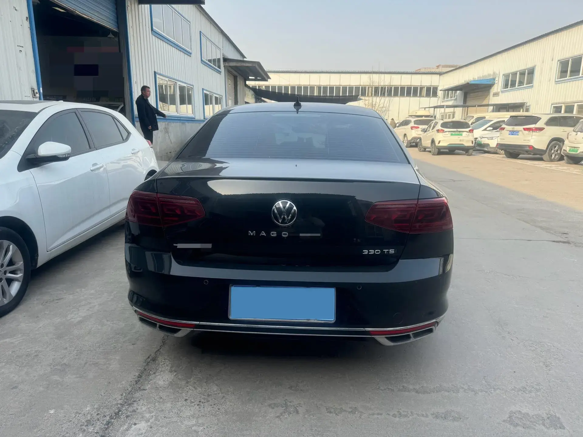 2023 VOLKSWAGEN MAGOTAN thumbnail 4