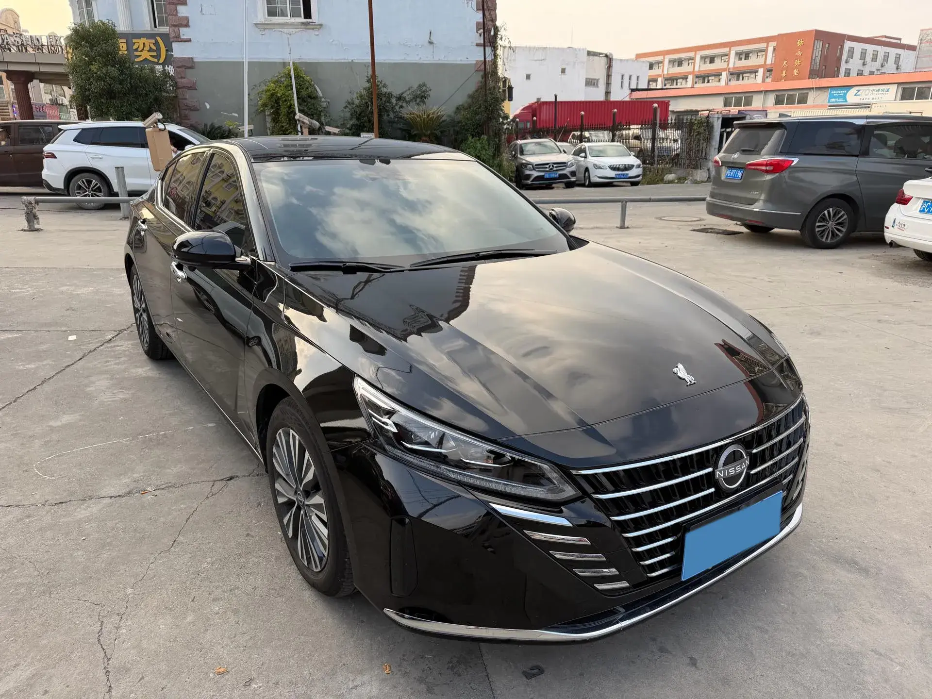 2025 NISSAN TEANA thumbnail 2