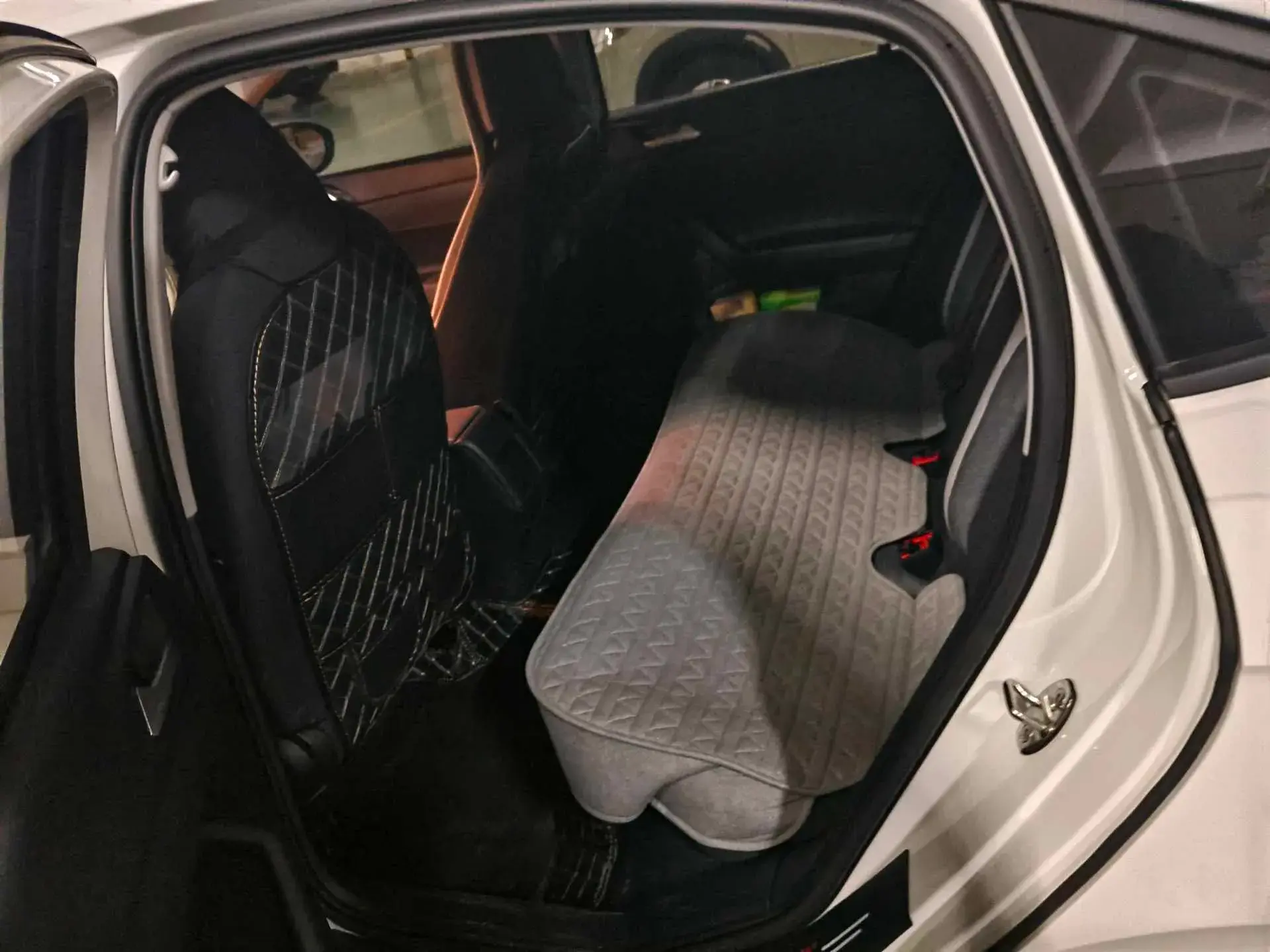 2025 VOLKSWAGEN LAVIDA thumbnail 3