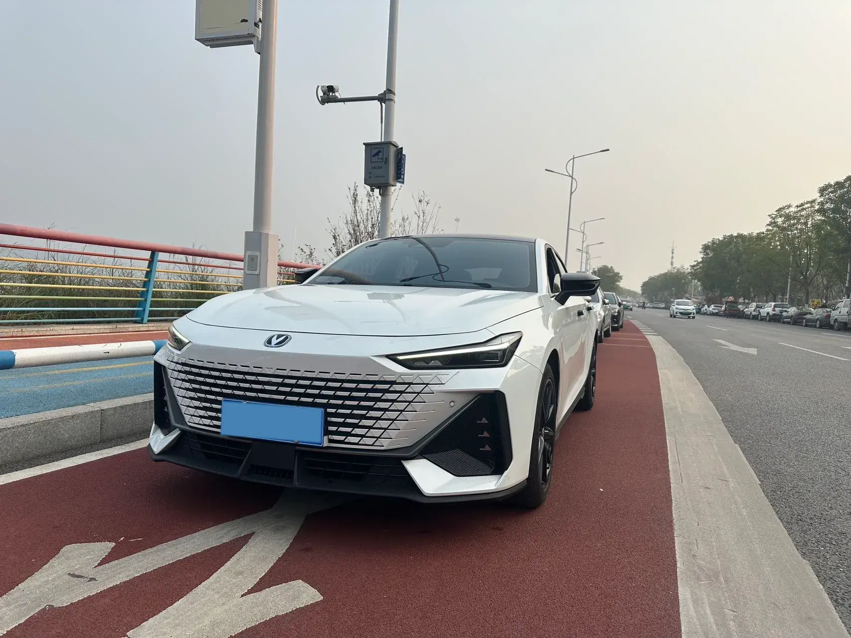 2023 CHANGAN UNI-V thumbnail 2