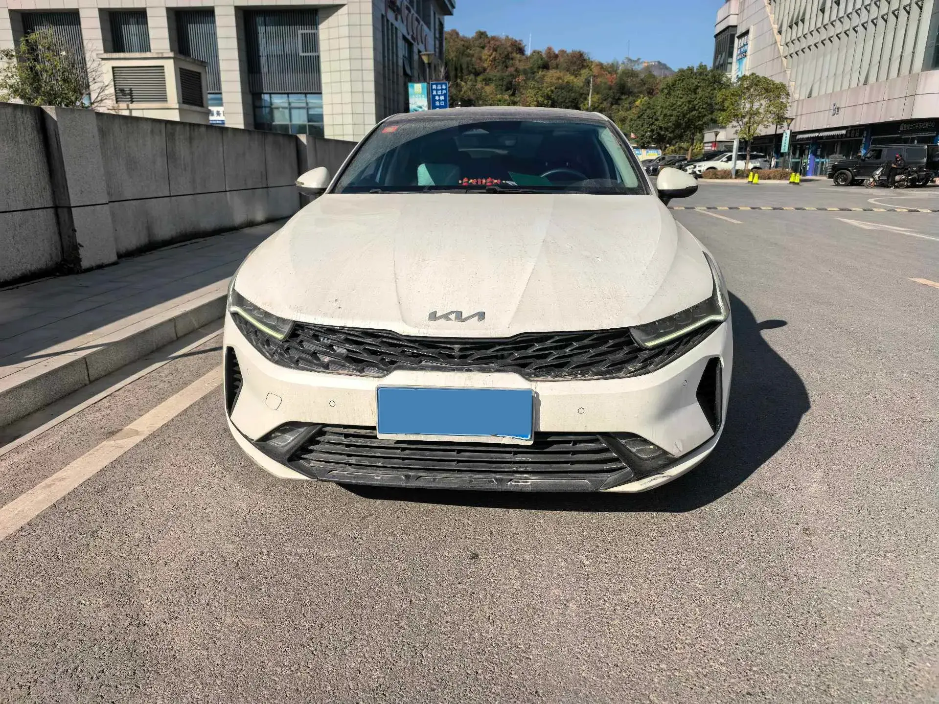 2020 KIA K5 thumbnail 2