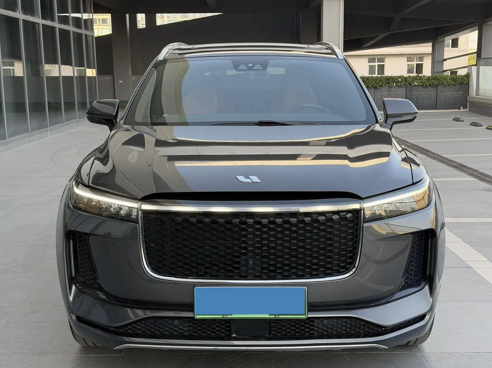 2020 LI ONE thumbnail 2