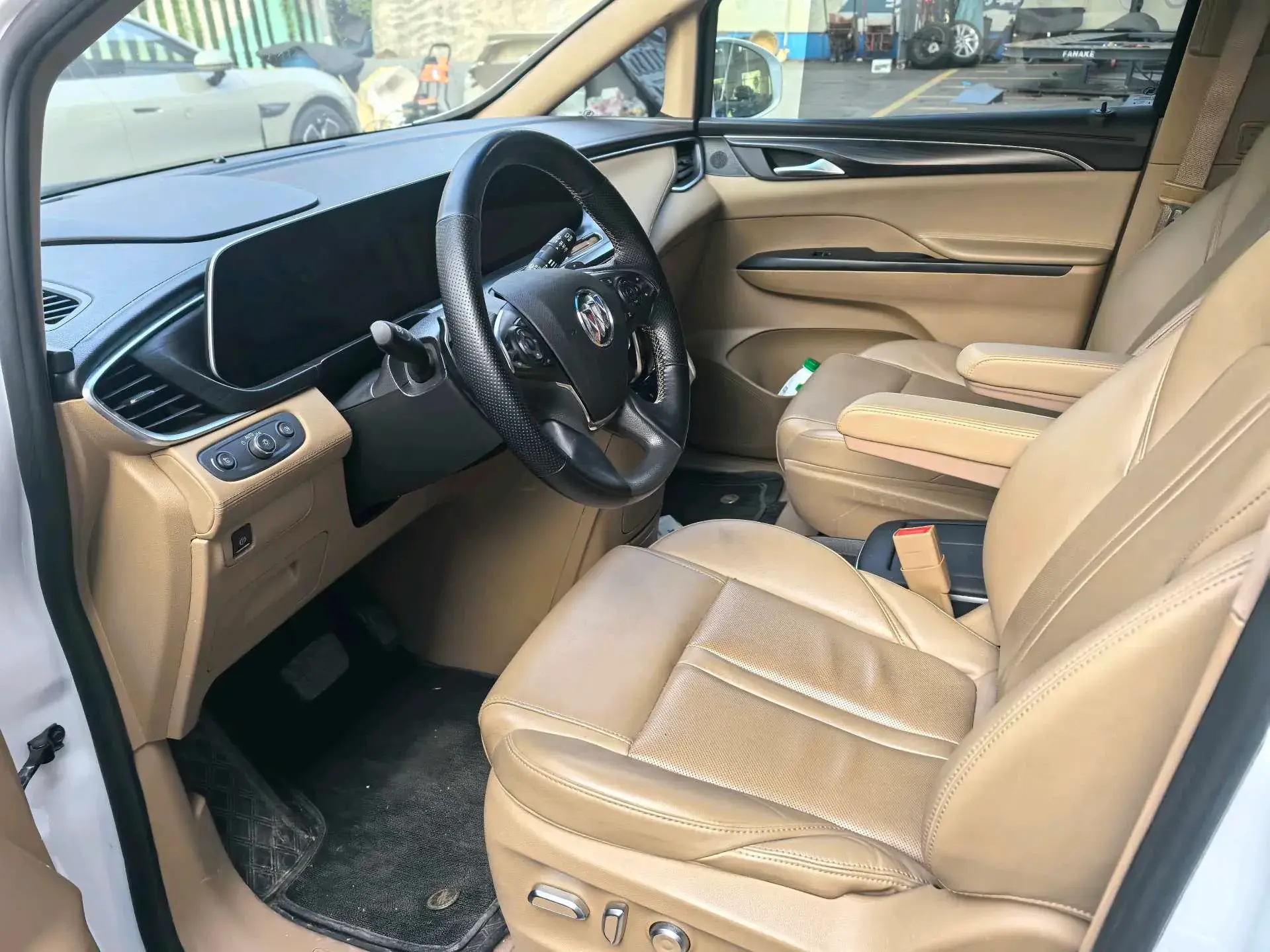 2021 BUICK GL8 thumbnail 4