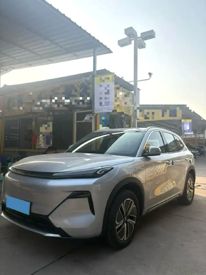 2025 Geely Galaxy L6 1.5L 112HP L4 1DHT PHEV 19.09KWH