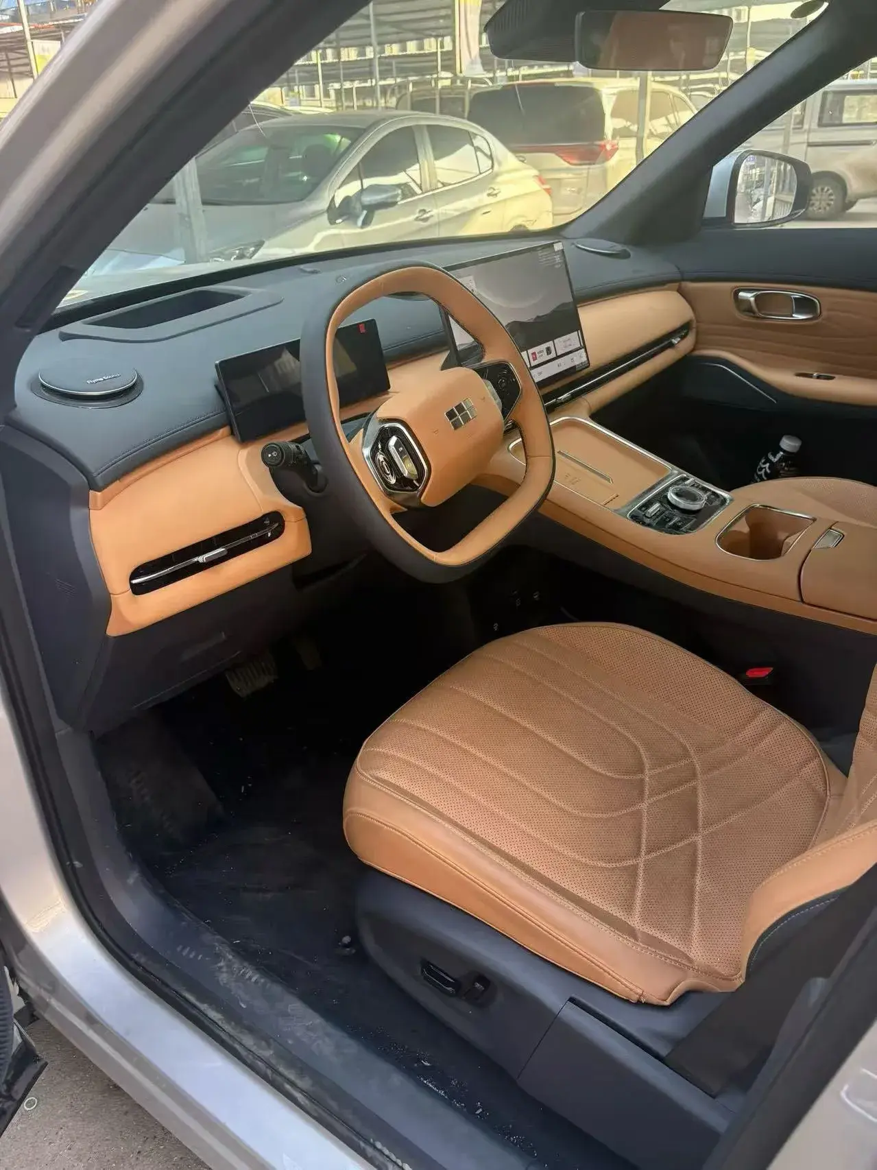 2025 GEELY GALAXY thumbnail 3