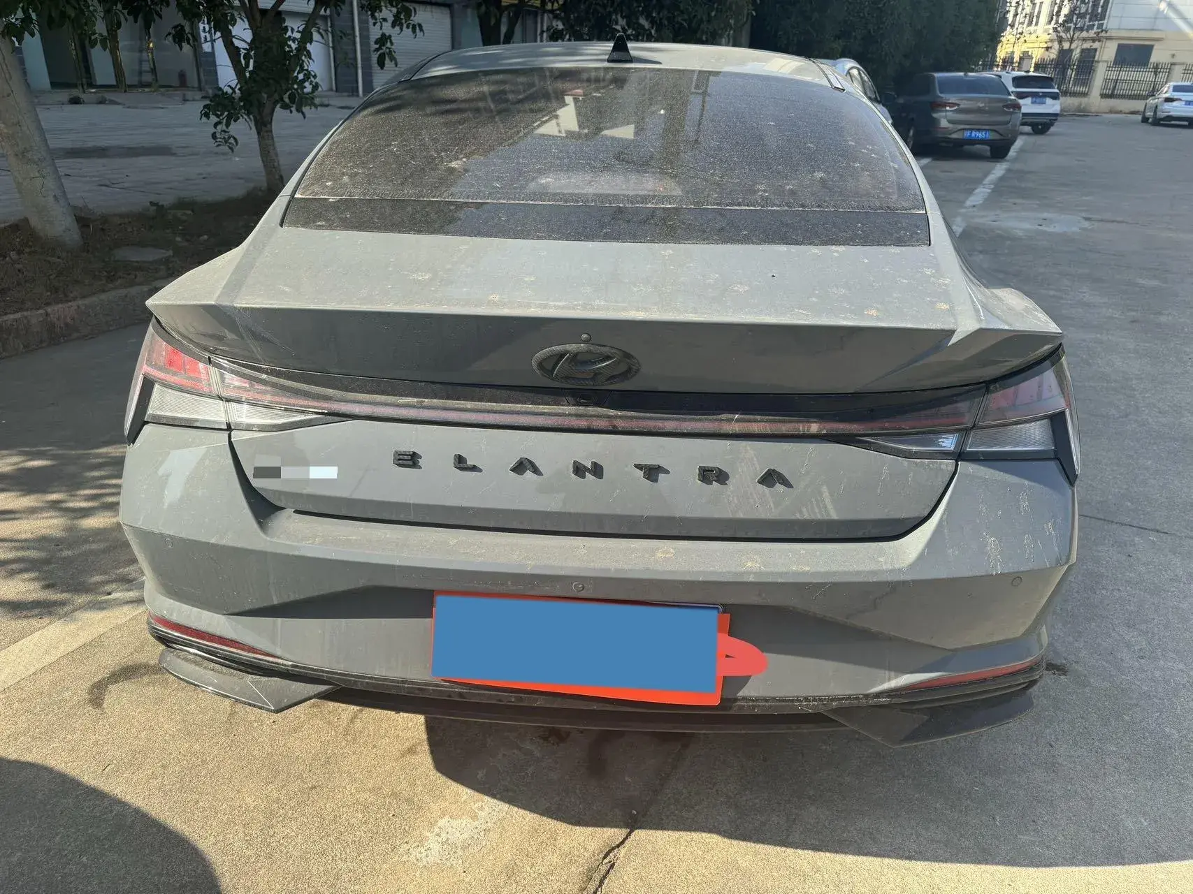 2022 HYUNDAI ELANTRA thumbnail 4