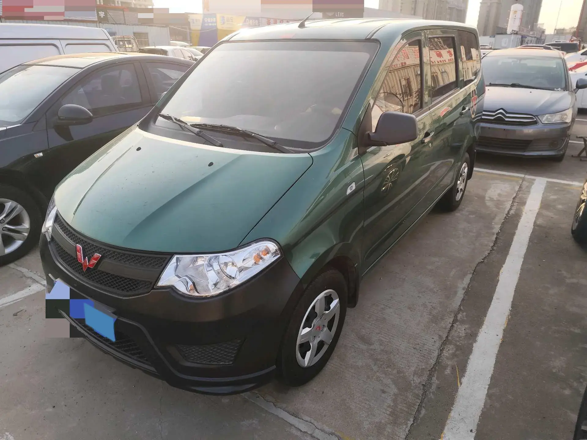 2021 WULING HONGGUANG view 1