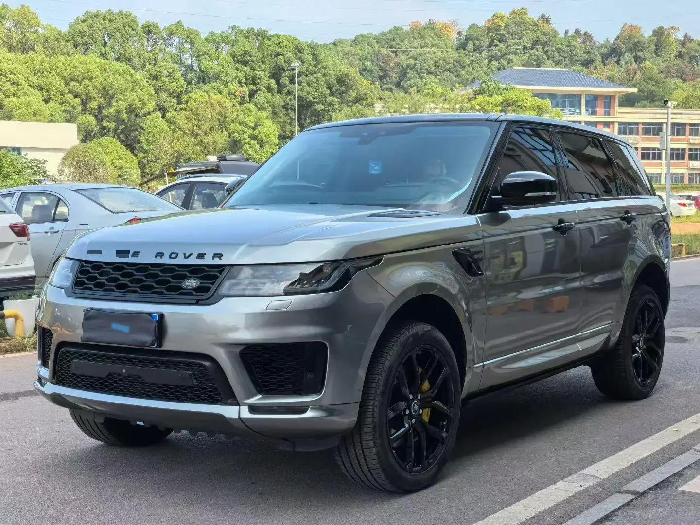 2020 LAND ROVER view 1