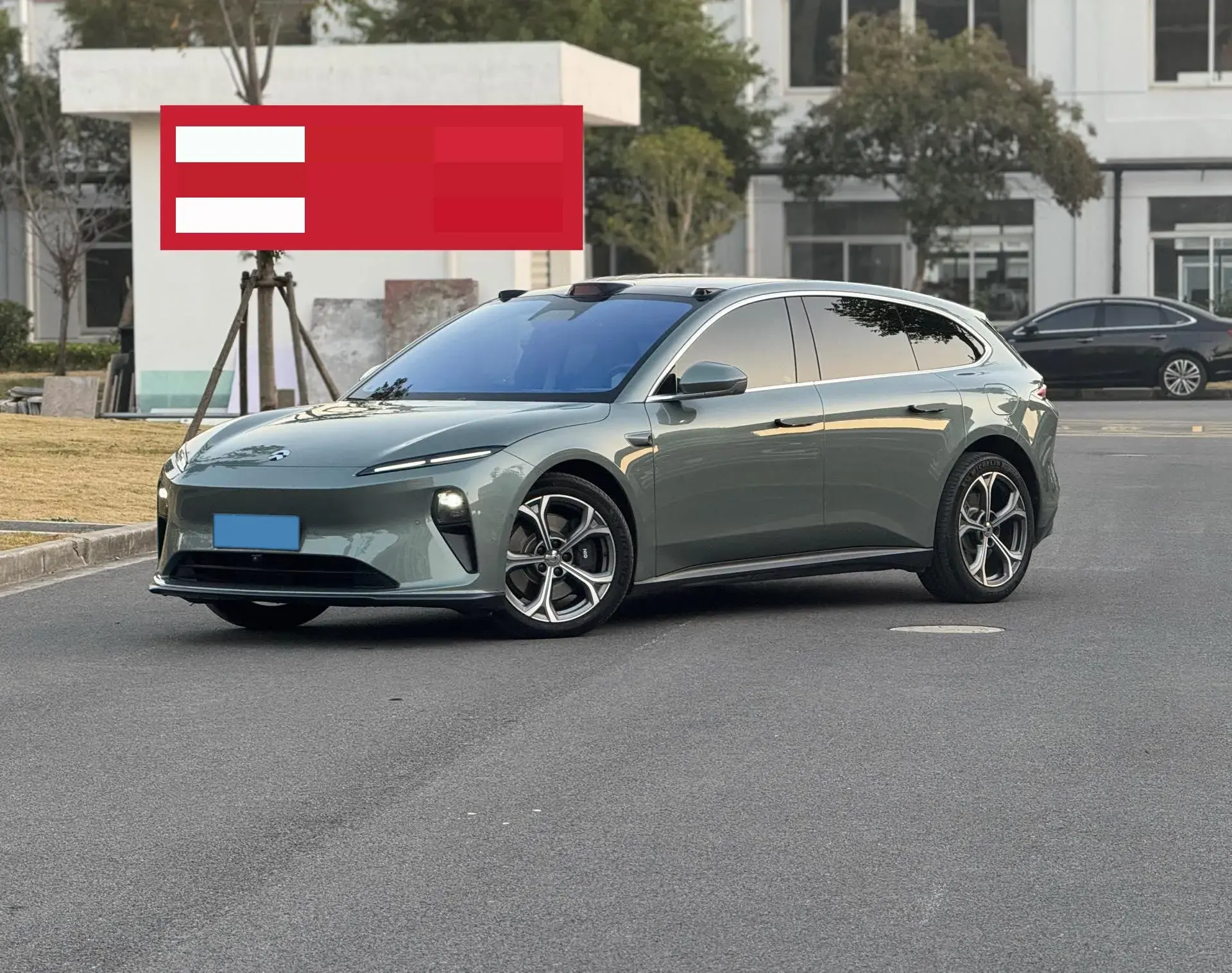 2023 NIO ET5T view 1