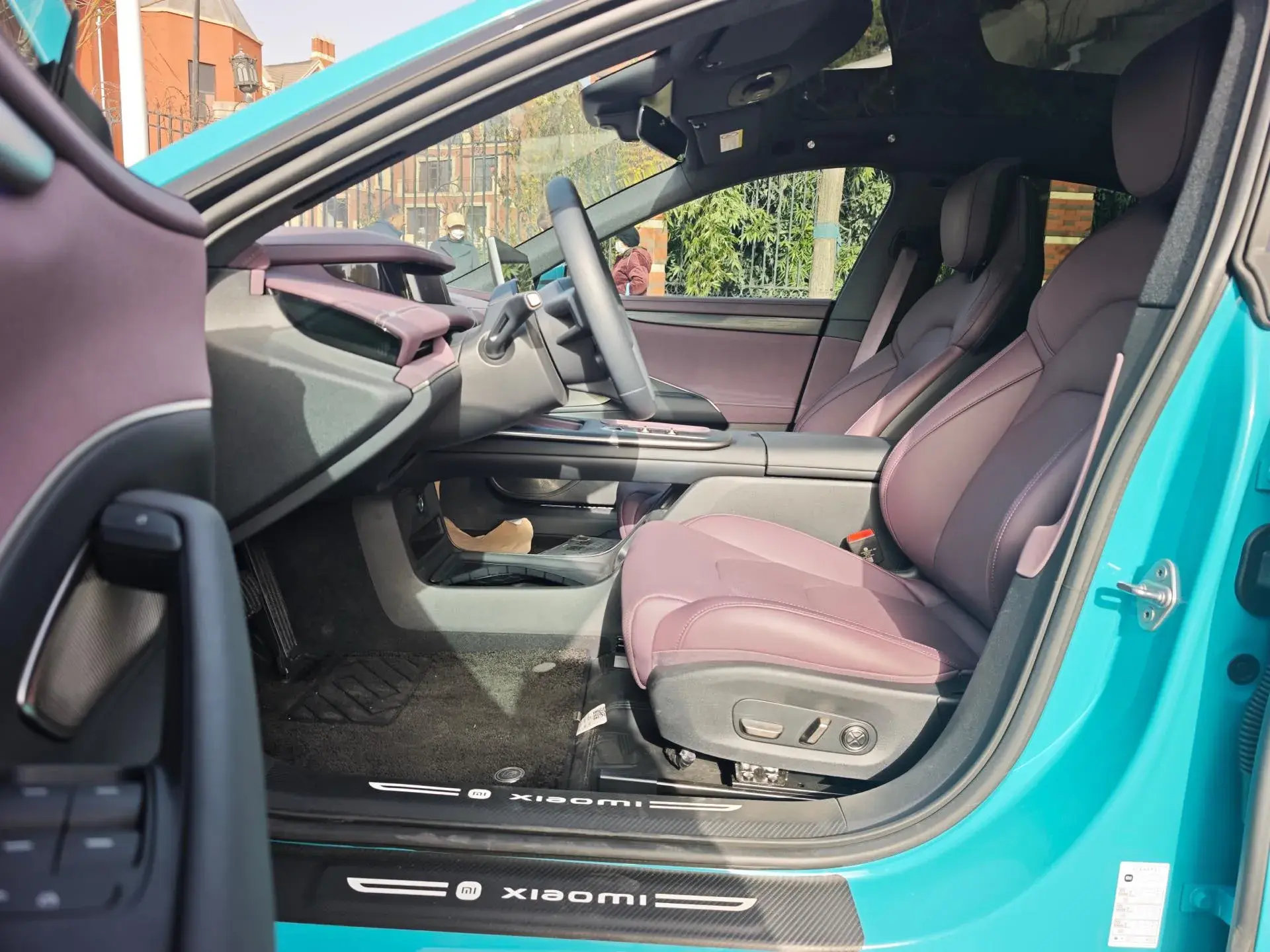 2024 MI SU7 thumbnail 3