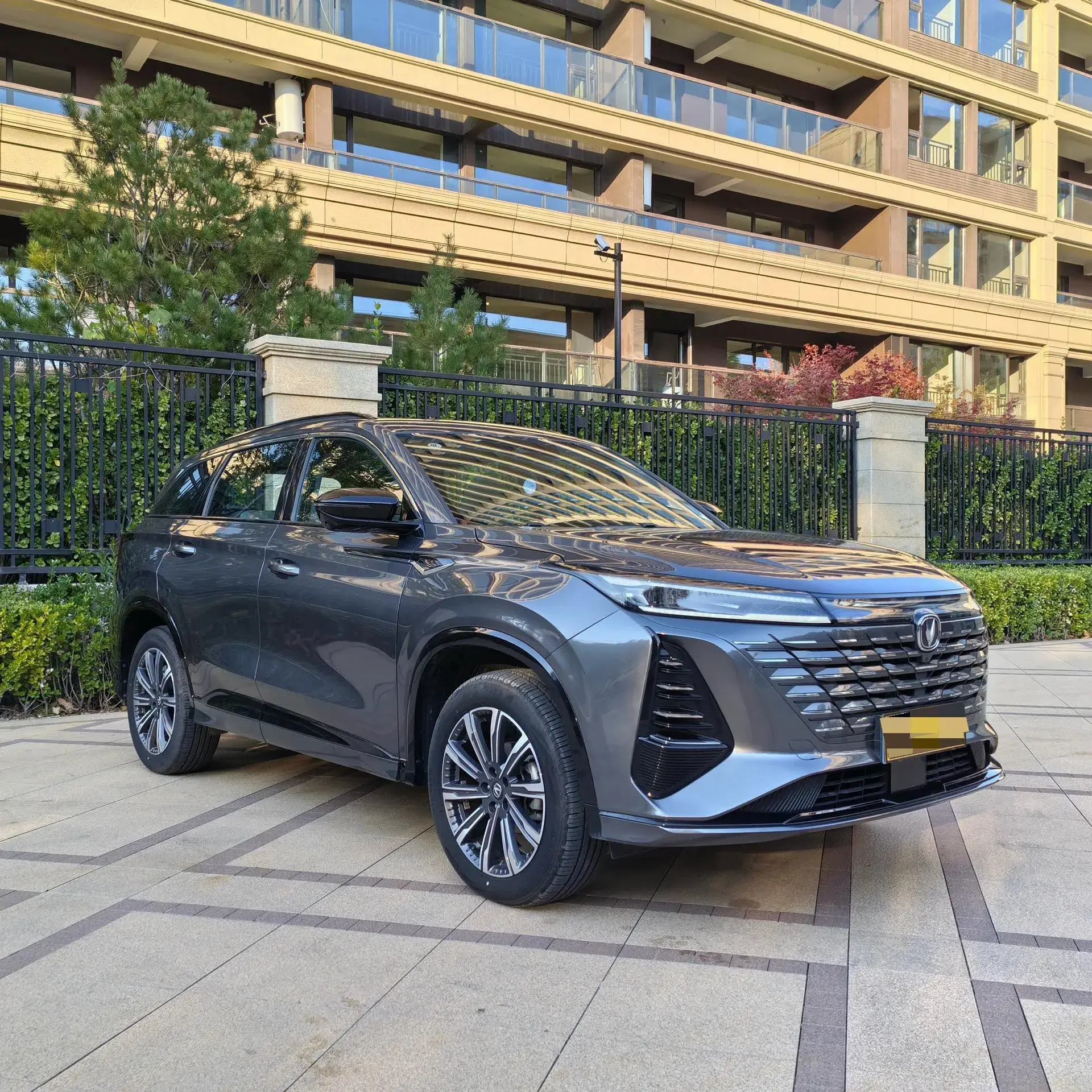 2024 CHANGAN CS75 thumbnail 3