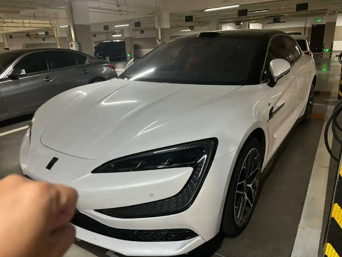 2025 YangWang U7 BEV 135.5KWH