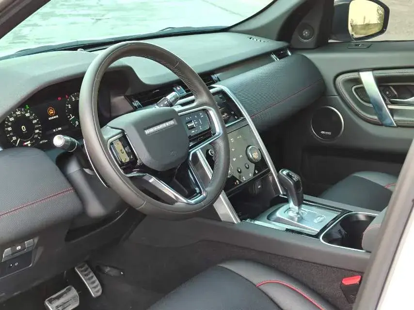 2022 LAND ROVER thumbnail 2