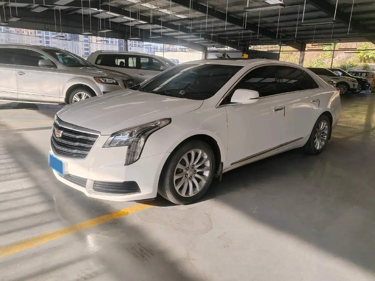 2018 Cadillac XTS 2.0T 269HP L4 6AT