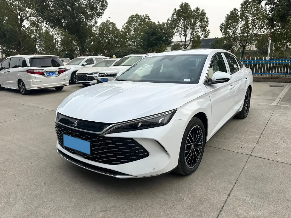 2024 BYD QinL 1.5L 101HP L4 E-CVT PHEV 15.87KWH