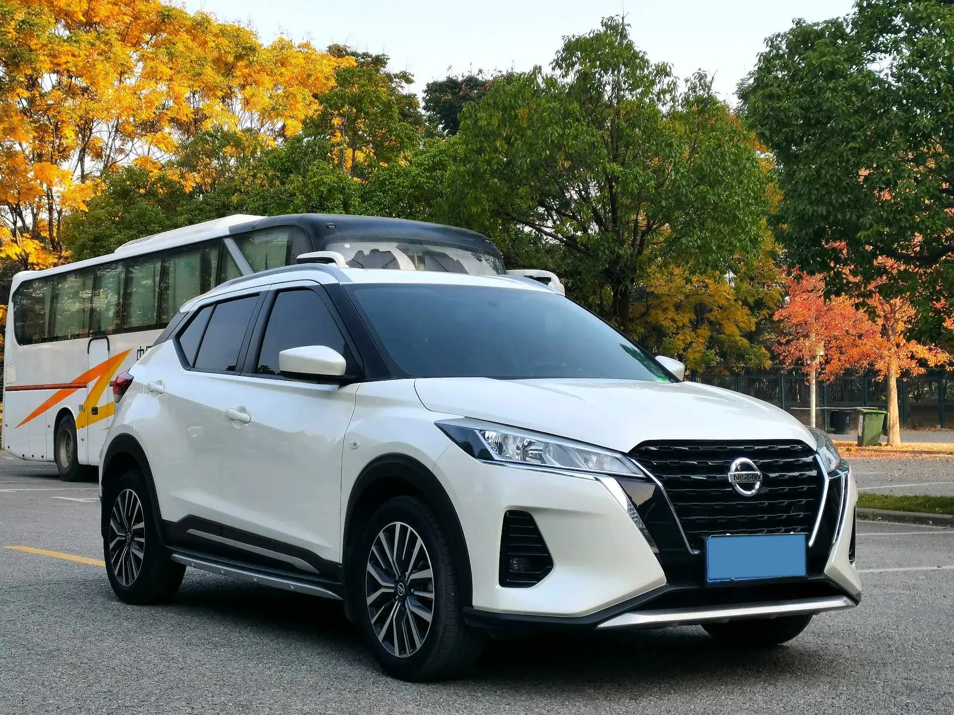 2022 NISSAN KICKS thumbnail 3