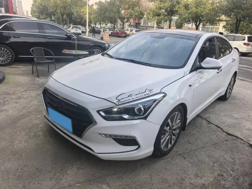 2017 Hyundai Mistra 1.8L 143HP L4 6AT