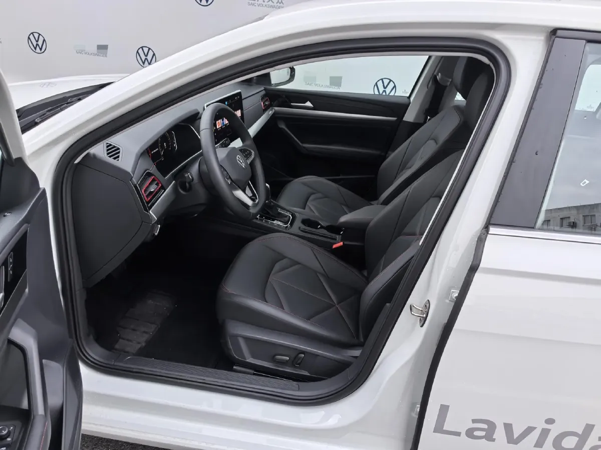 2024 Volkswagen Lavida 1.5T 160HP L4 7DCT,autocango,china used car exporter,china ev exporter,chinese used car exporter,chinese used ev exporter