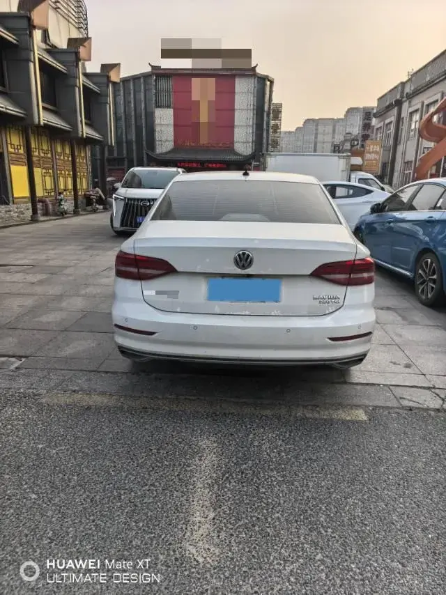 2018 VOLKSWAGEN LAVIDA thumbnail 4