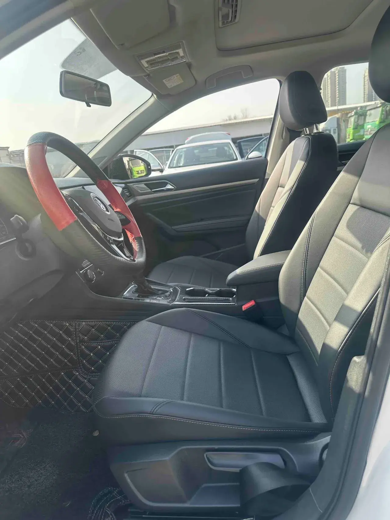 2018 VOLKSWAGEN LAVIDA thumbnail 4