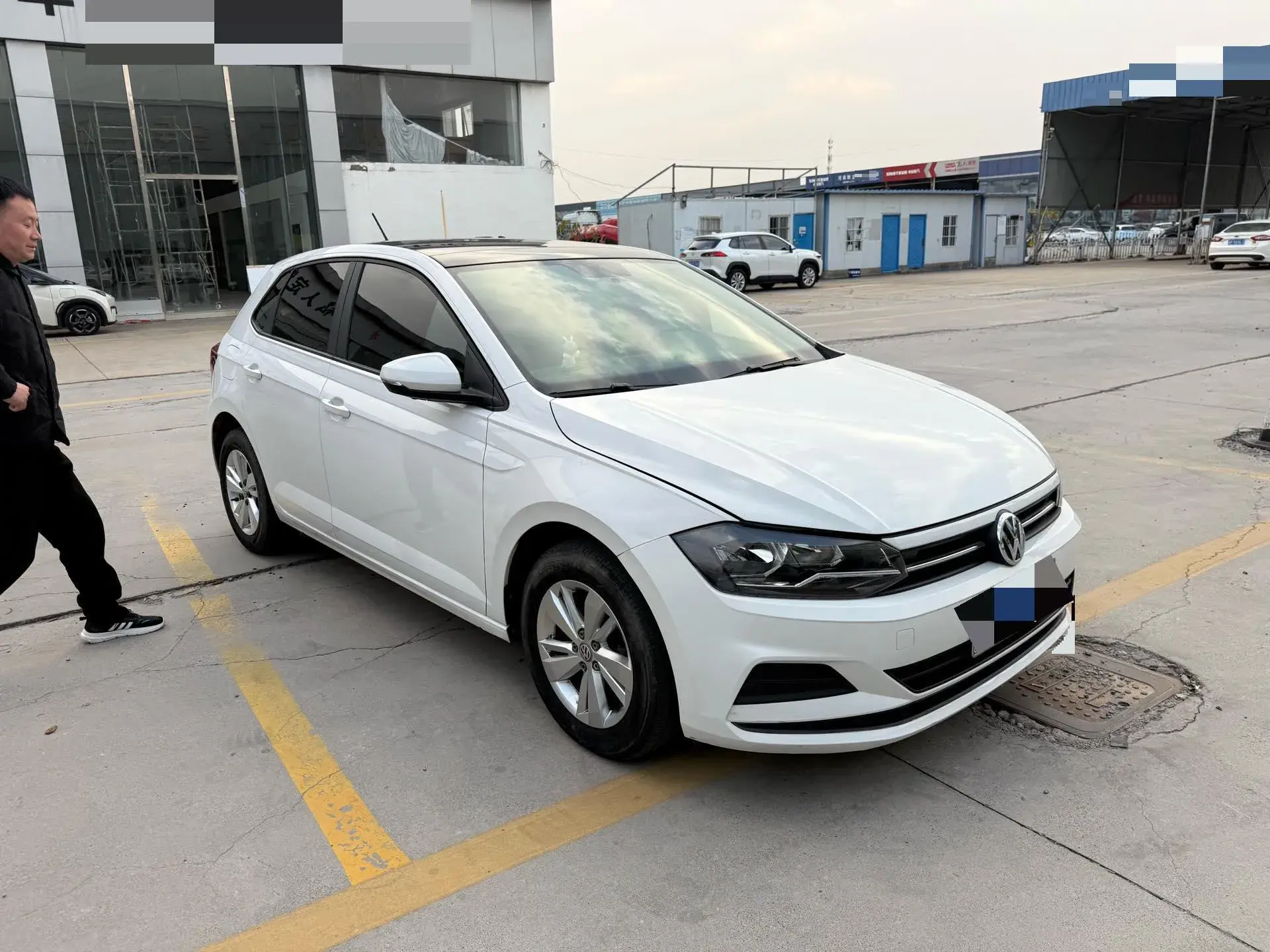 2019 VOLKSWAGEN POLO thumbnail 2