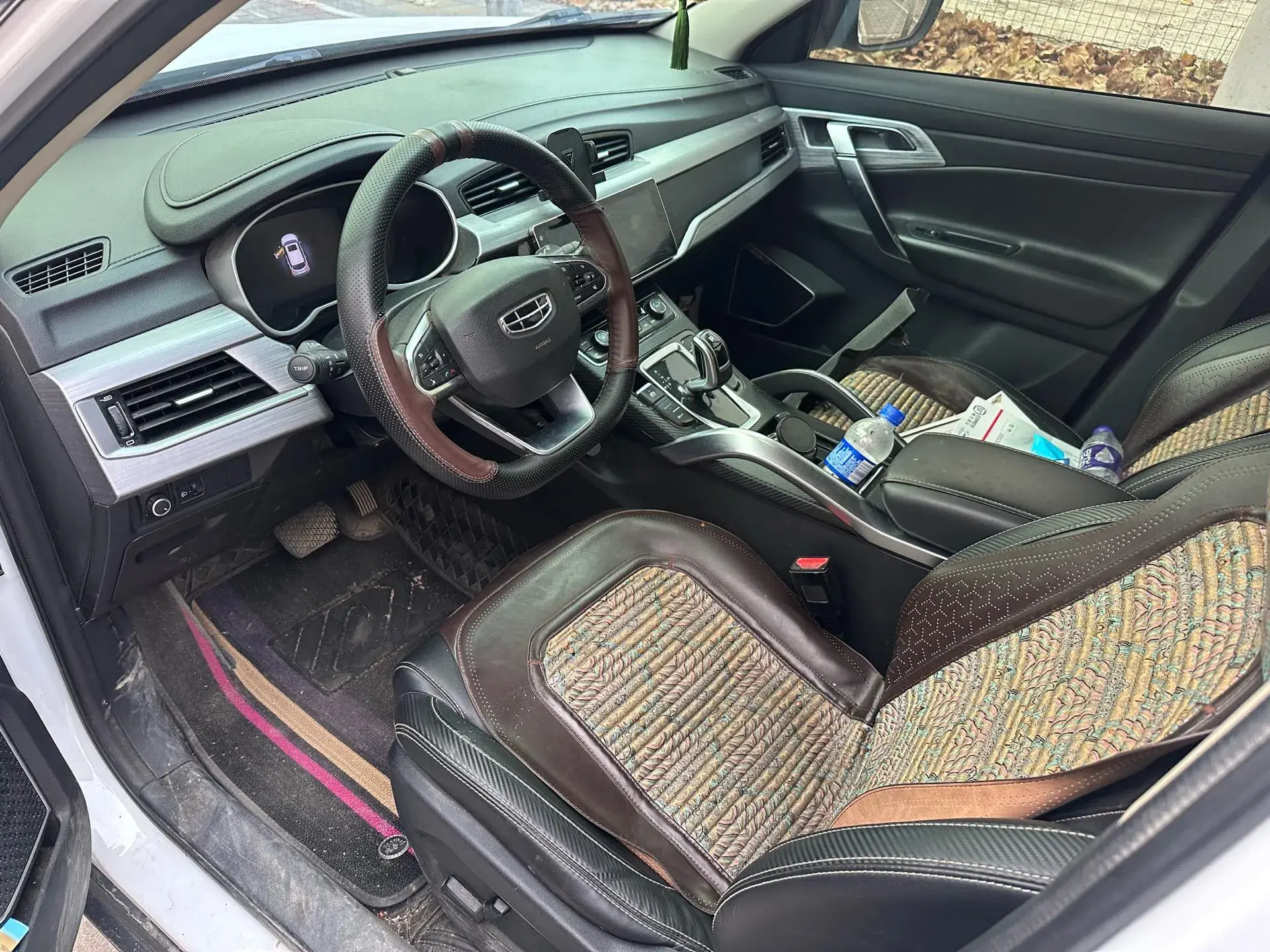 2021 GEELY AZKARRA thumbnail 3