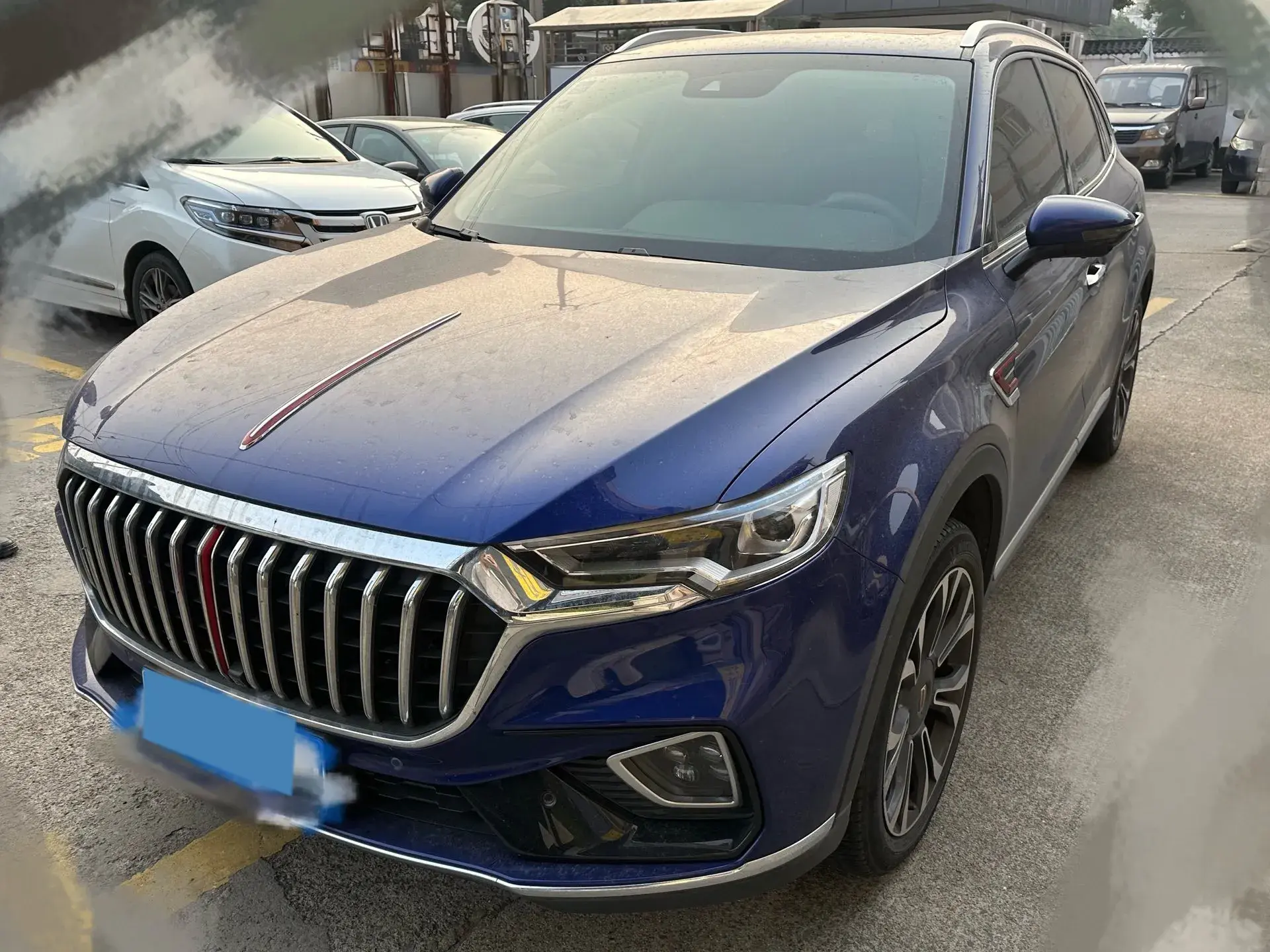 2019 HONGQI HS5 view 1
