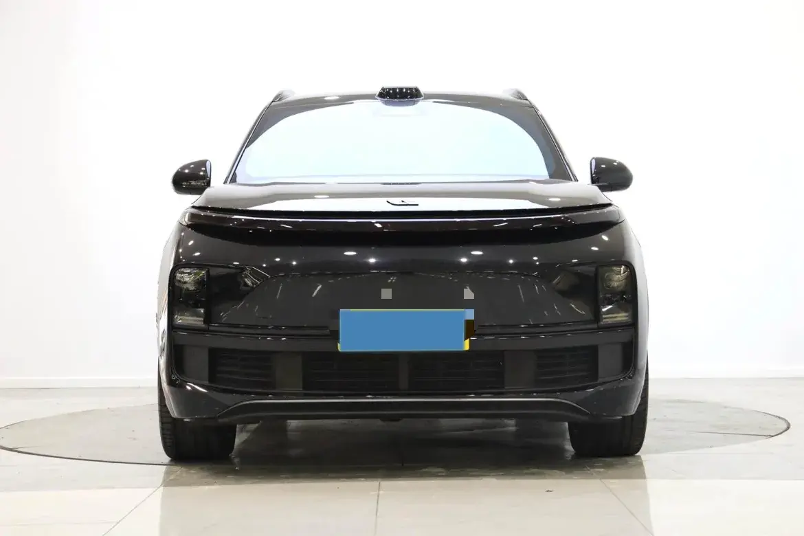 2024 LI L9 thumbnail 2