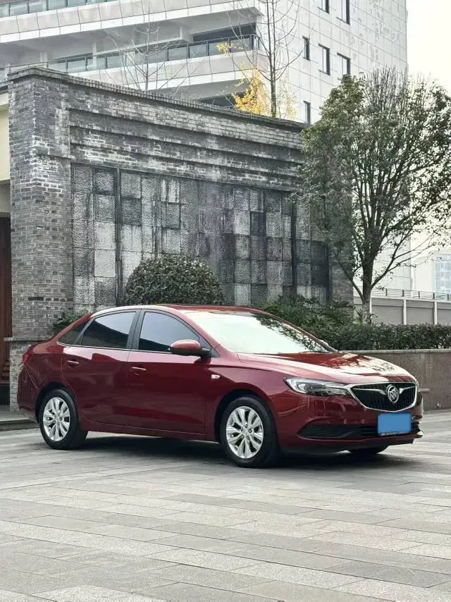 2020 BUICK REGAL thumbnail 3