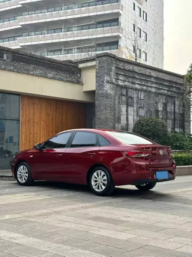 2020 BUICK REGAL thumbnail 4