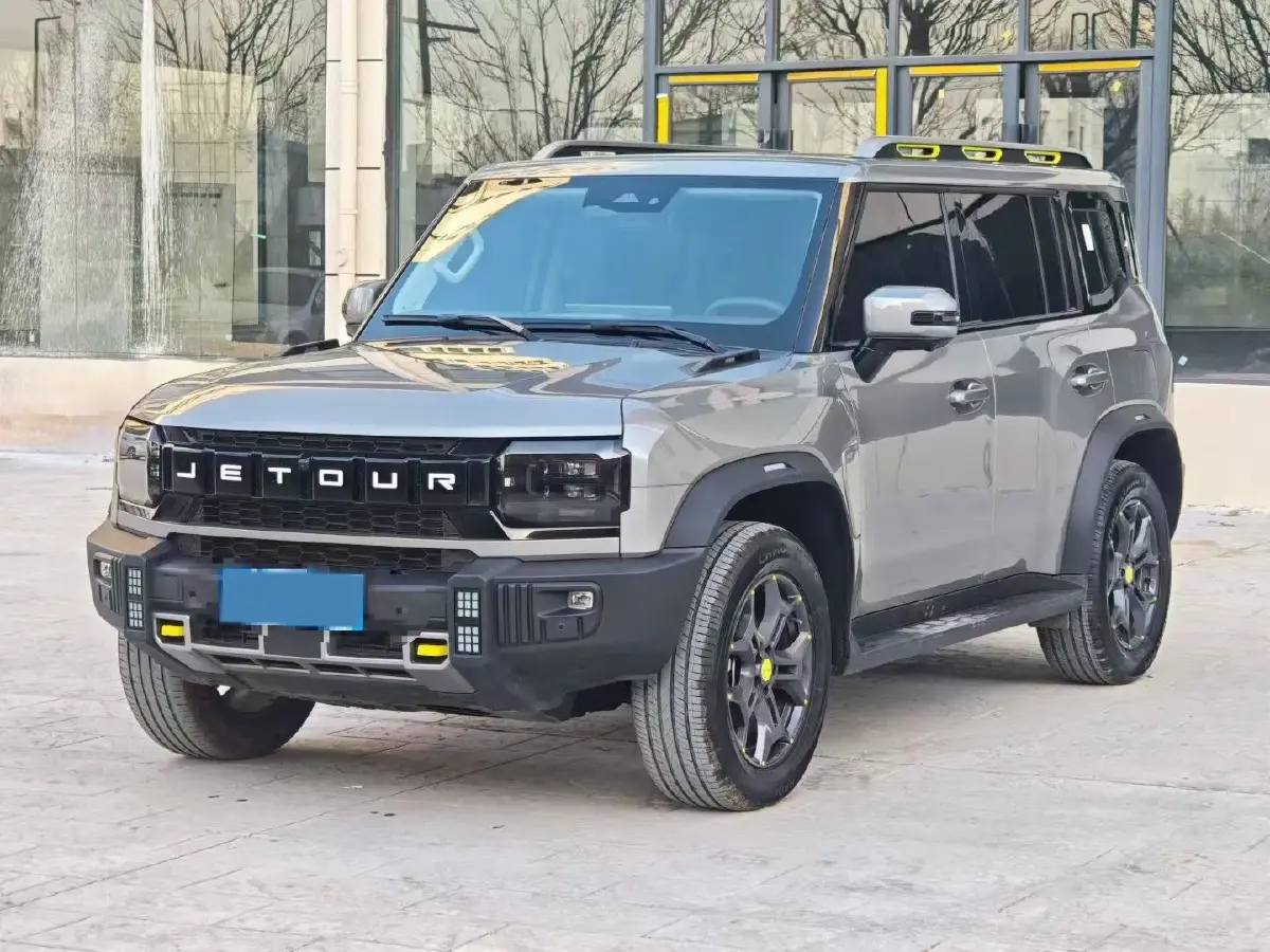 2023 Jetour Traveller 2.0T 254HP L4 7DCT