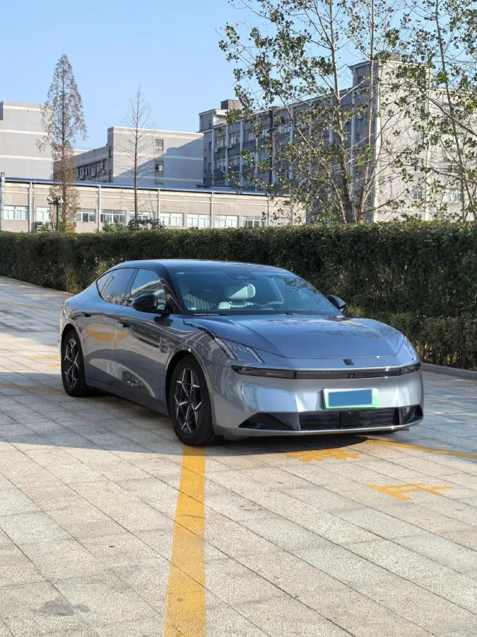 2025 LYNK&CO Z10 BEV 95KWH,autocango,china used car exporter,china ev exporter,chinese used car exporter,chinese used ev exporter