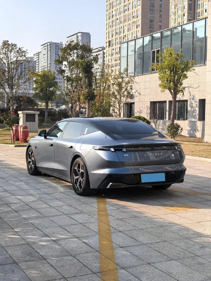 2025 LYNK&CO Z10 BEV 95KWH,autocango,china used car exporter,china ev exporter,chinese used car exporter,chinese used ev exporter