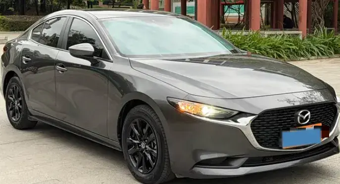 2022 MAZDA 3 thumbnail 3