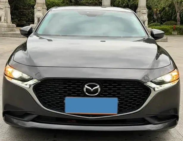 2022 MAZDA 3 thumbnail 2