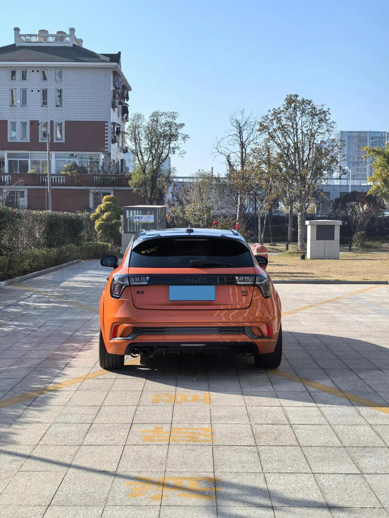 2021 LYNK&CO 02 thumbnail 4