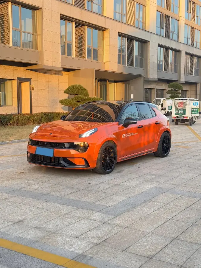 2021 LYNK&CO 02 Hatchback 2.0T 254HP L4 8AT