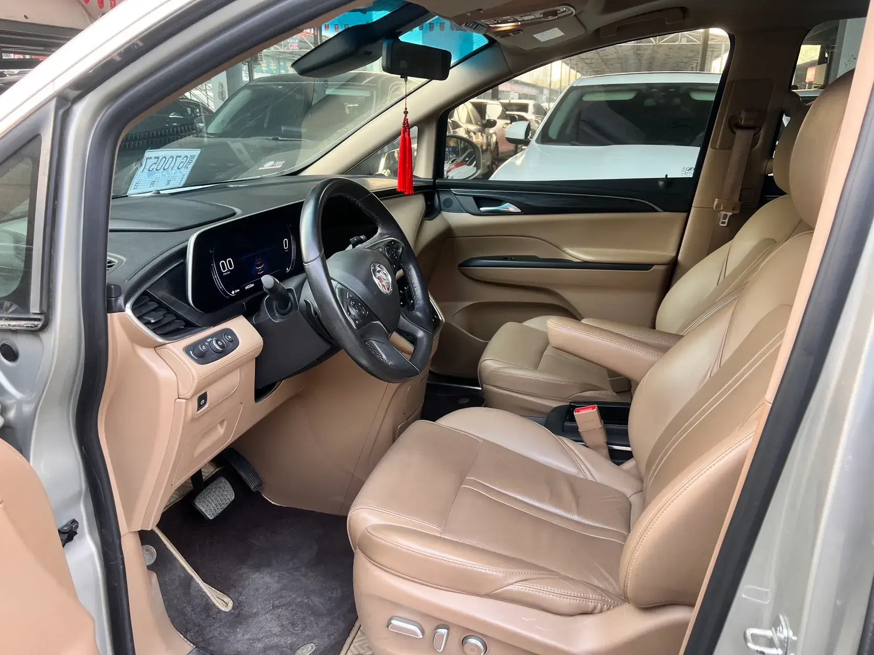 2021 BUICK GL8 thumbnail 2