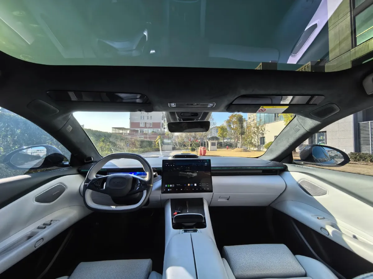 2025 LYNK&CO Z10 BEV 95KWH,autocango,china used car exporter,china ev exporter,chinese used car exporter,chinese used ev exporter