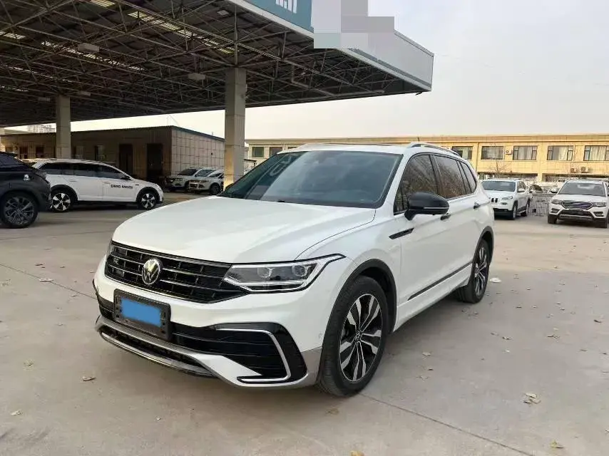 2024 Volkswagen Tiguan L 2.0T 186HP L4 7DCT