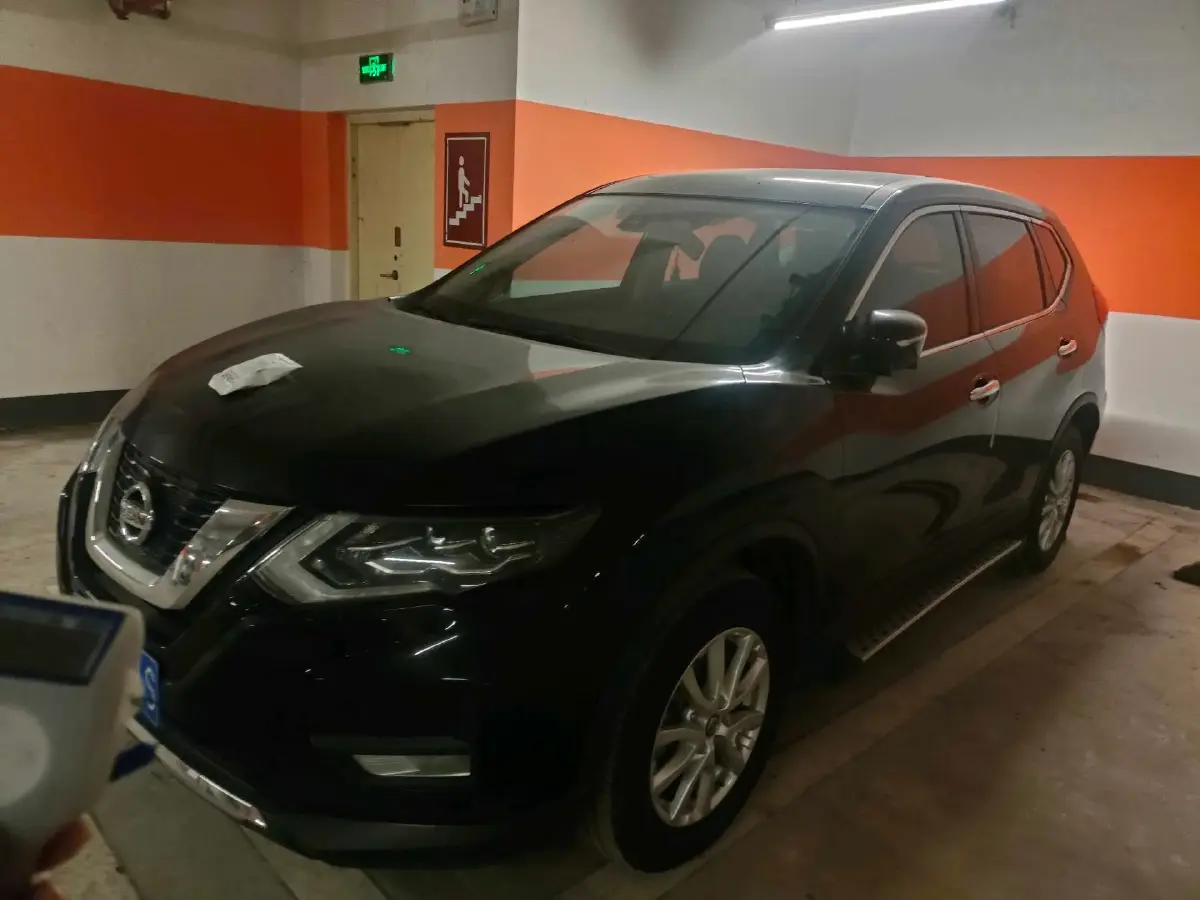2022 Nissan X-Trail 2.0L 151HP L4 CVT