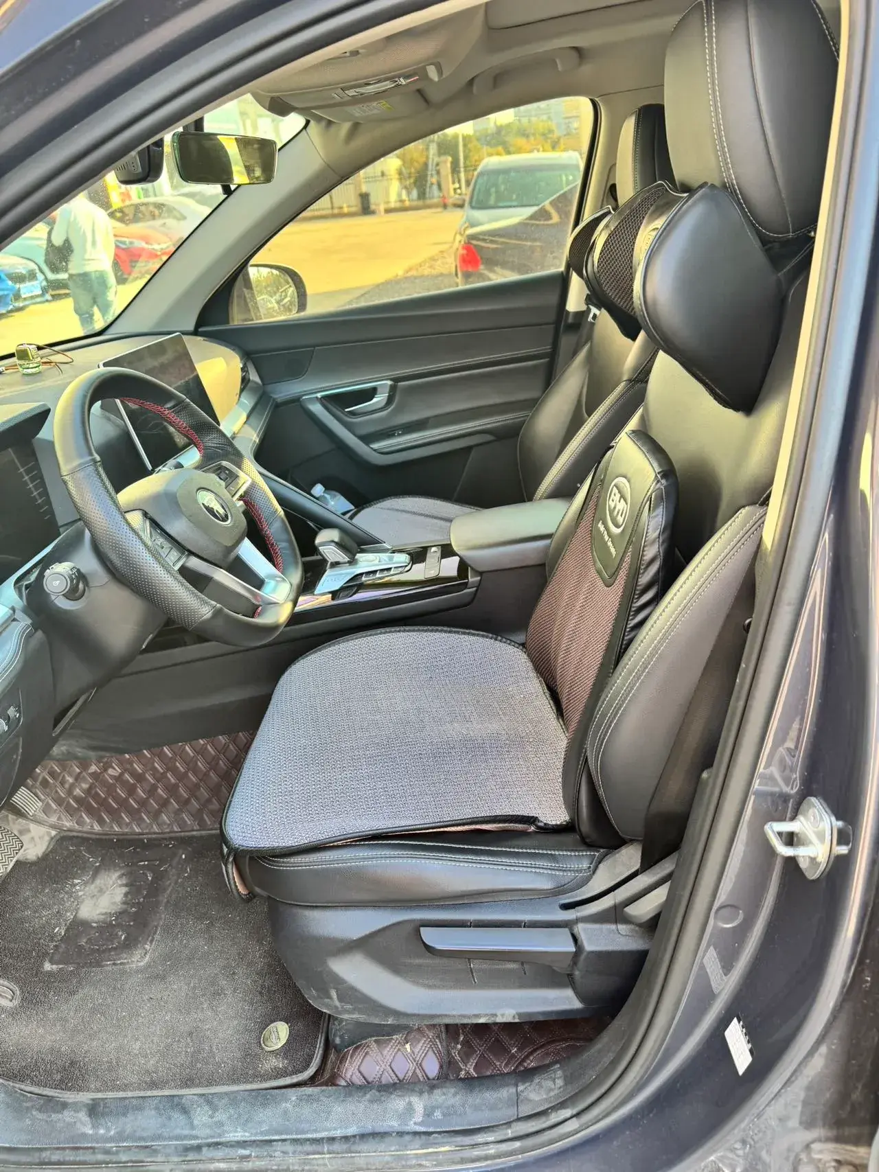 2020 BYD SONG thumbnail 3